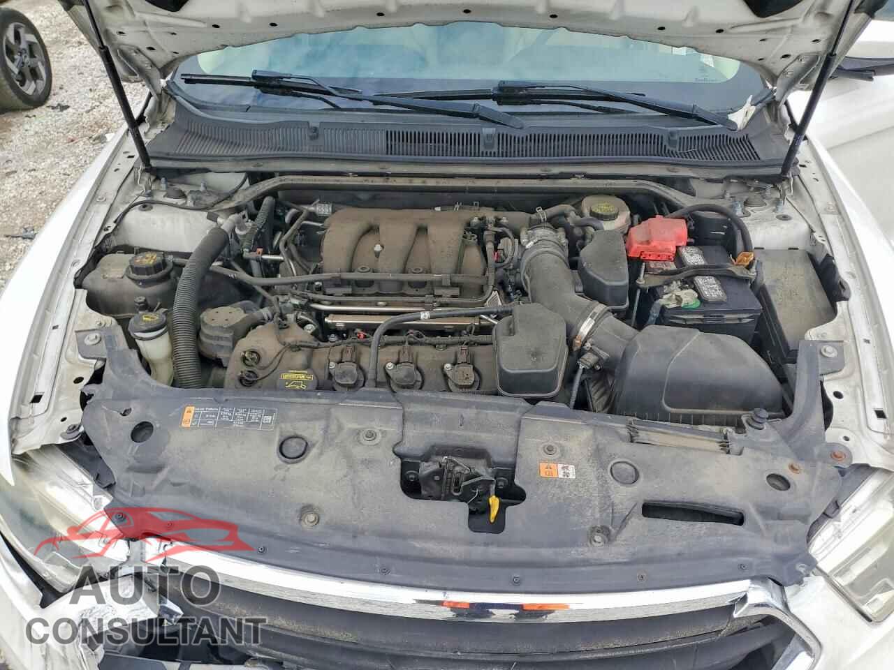 FORD TAURUS 2014 - 1FAHP2E82EG132772