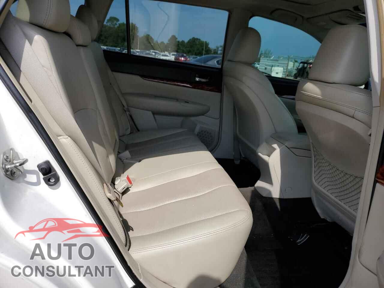 SUBARU OUTBACK 2012 - 4S4BRDLC2C2273165