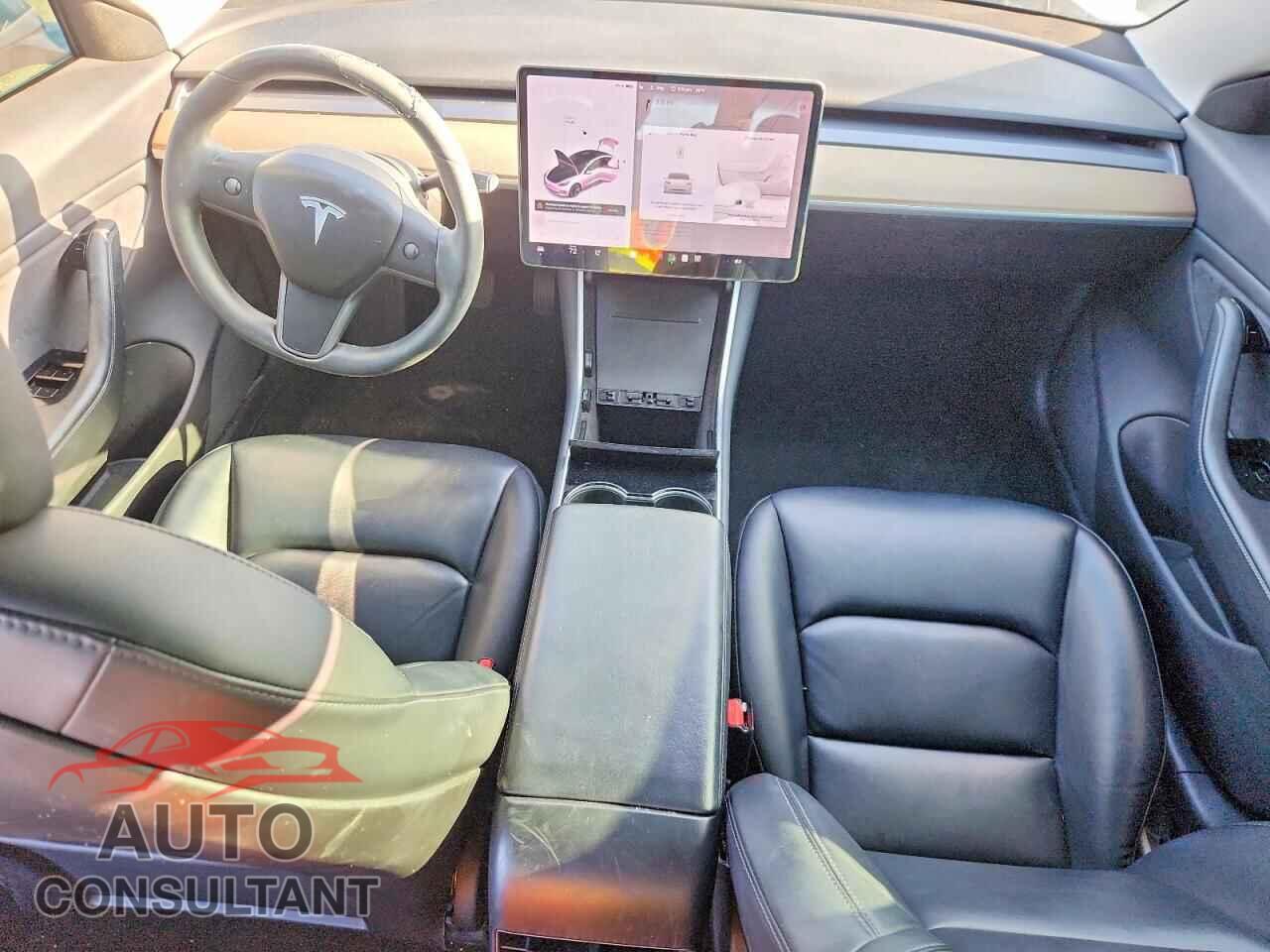 TESLA MODEL 3 2019 - 5YJ3E1EA1KF483721