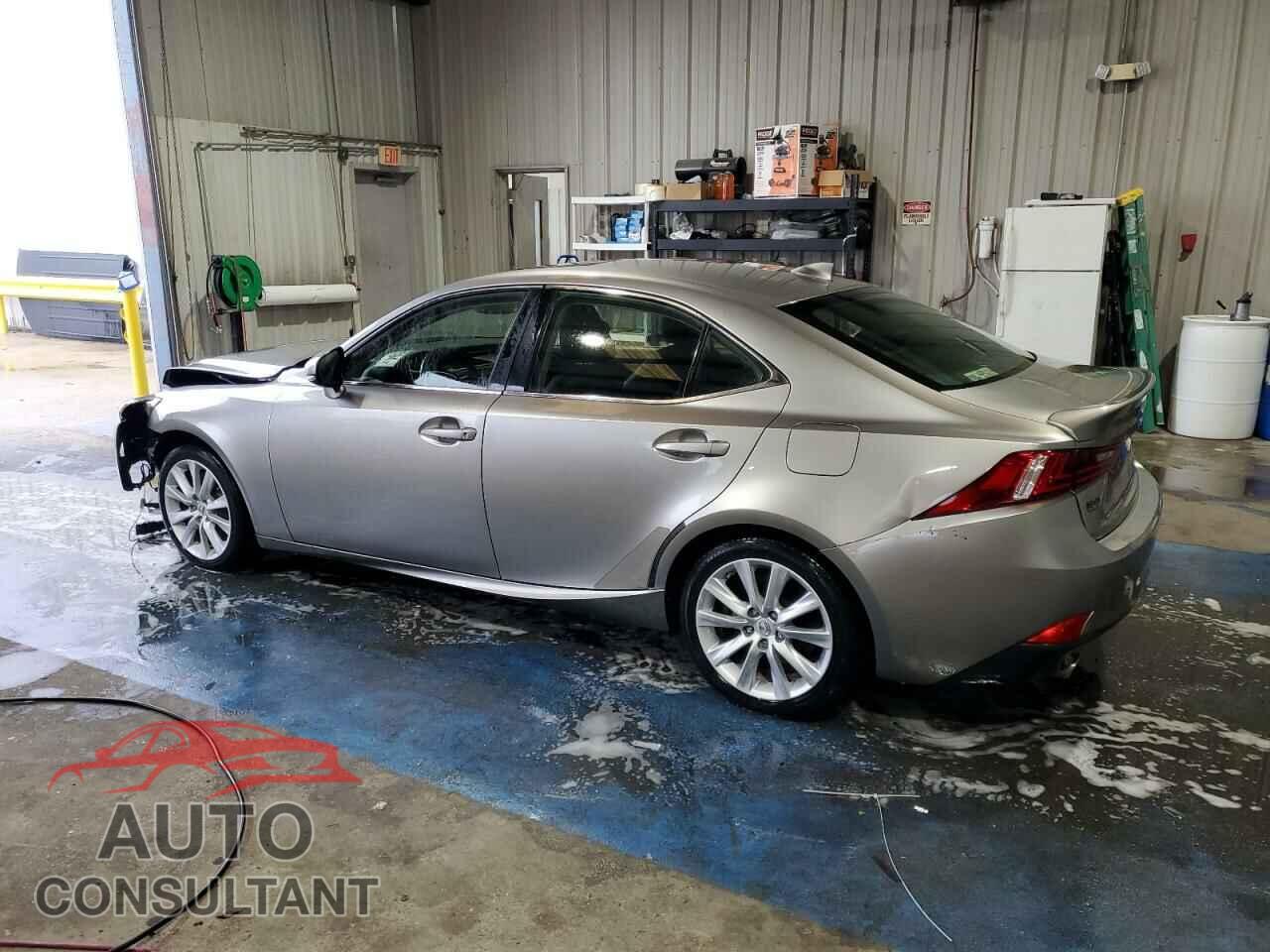 LEXUS IS 2016 - JTHBA1D24G5001199