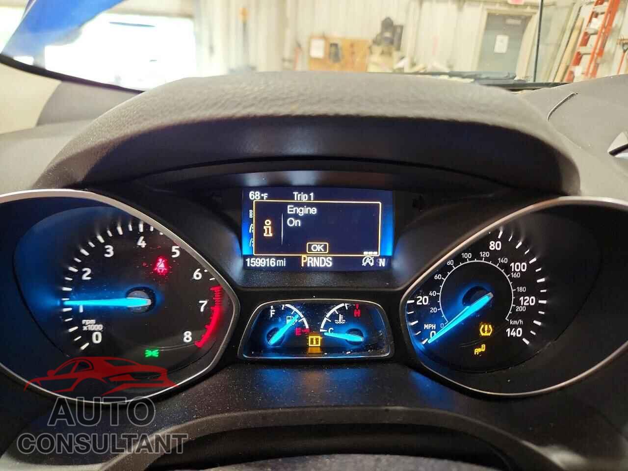 FORD ESCAPE 2017 - 1FMCU9J93HUC08098