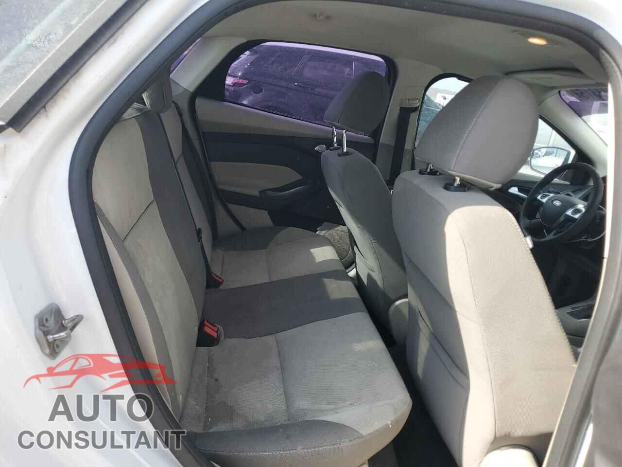 FORD FOCUS 2013 - 1FADP3F24DL267448