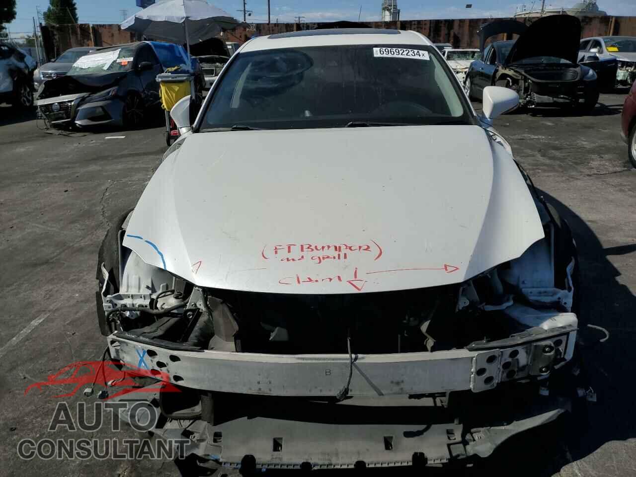 LEXUS IS 2017 - JTHBA1D25H5044998