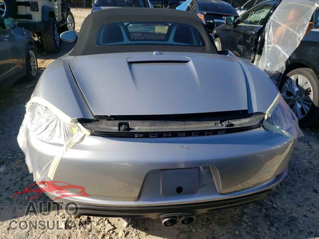 PORSCHE BOXSTER 2019 - WP0CA2A88KS210668