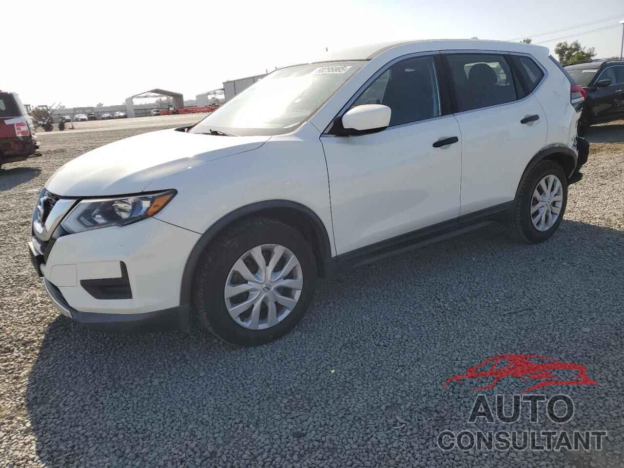 NISSAN ROGUE 2017 - KNMAT2MT1HP505625