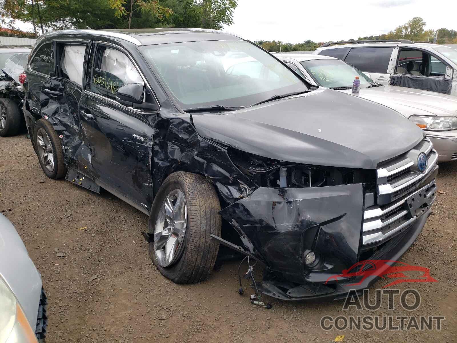 TOYOTA HIGHLANDER 2019 - 5TDDGRFH7KS078550