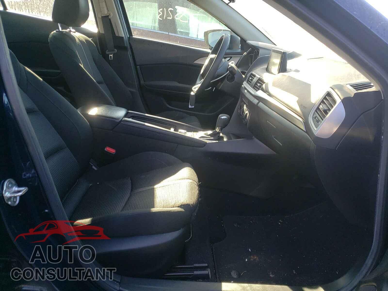 MAZDA 3 2017 - 3MZBN1U77HM101131