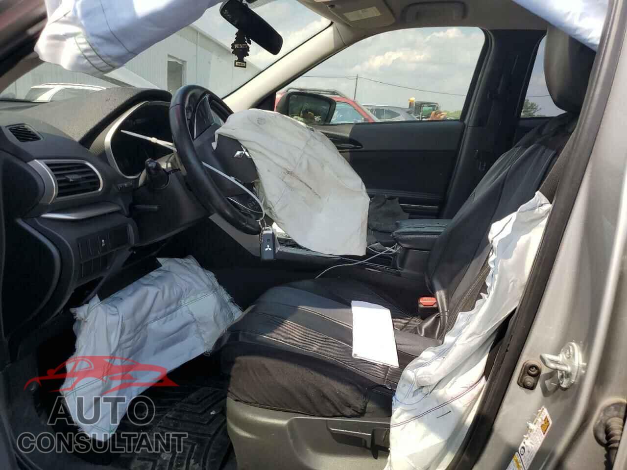 MITSUBISHI ECLIPSE 2019 - JA4AT5AA5KZ002951