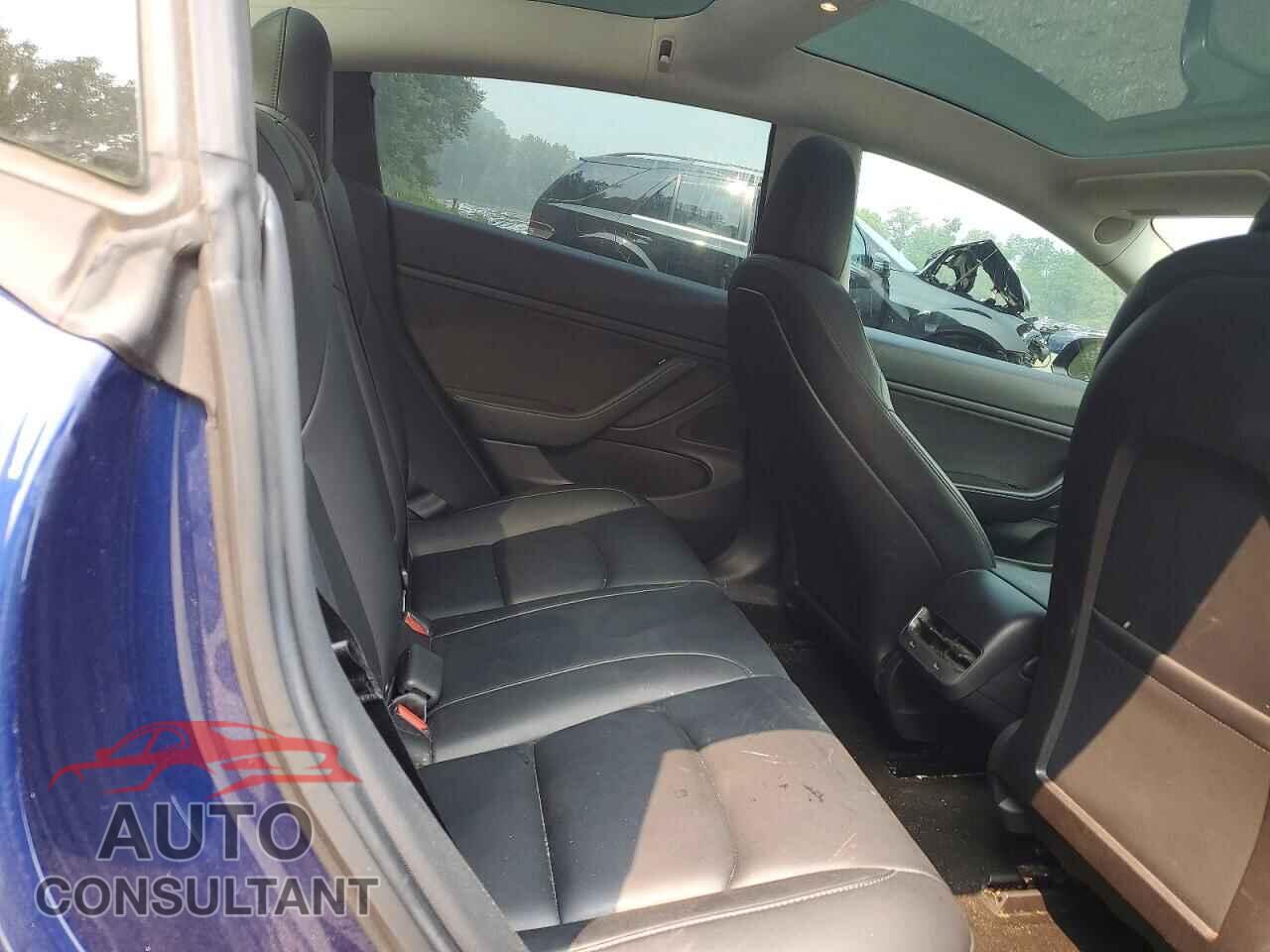 TESLA MODEL 3 2019 - 5YJ3E1EA9KF208291