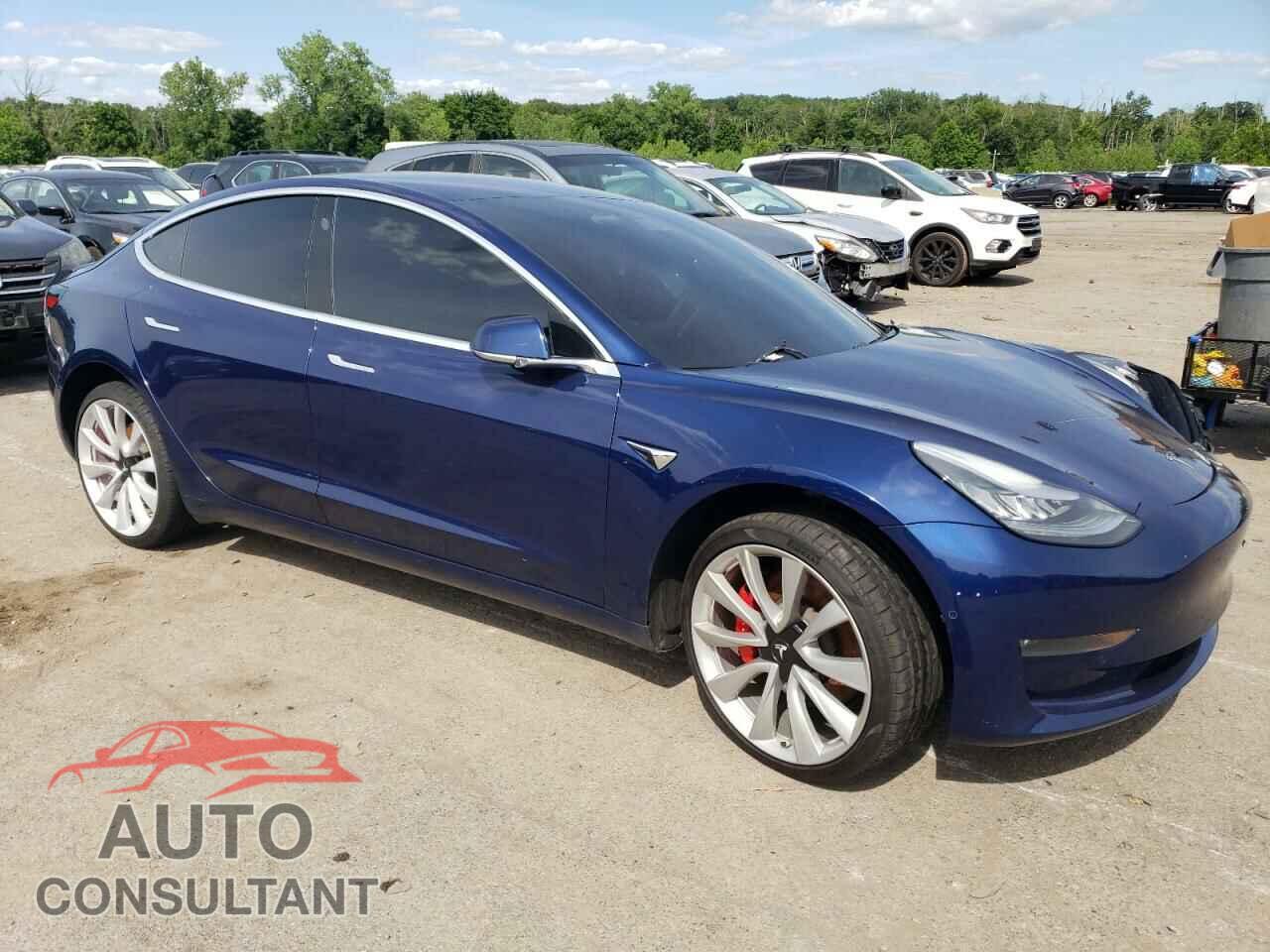 TESLA MODEL 3 2018 - 5YJ3E1EB2JF074196