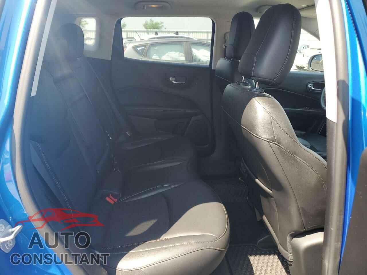 JEEP COMPASS 2019 - 3C4NJDBB8KT598658