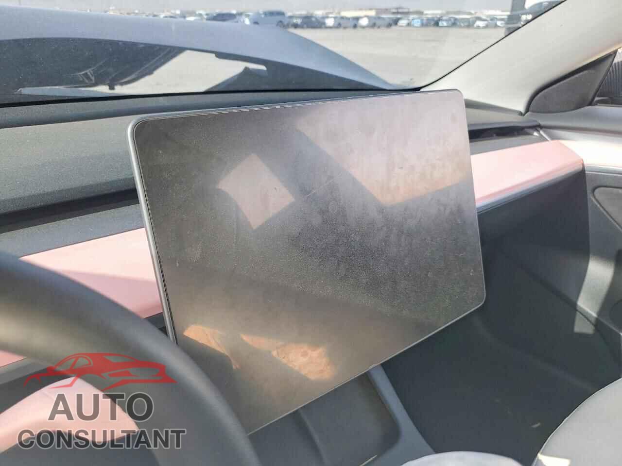 TESLA MODEL 3 2022 - 5YJ3E1EA6NF346777