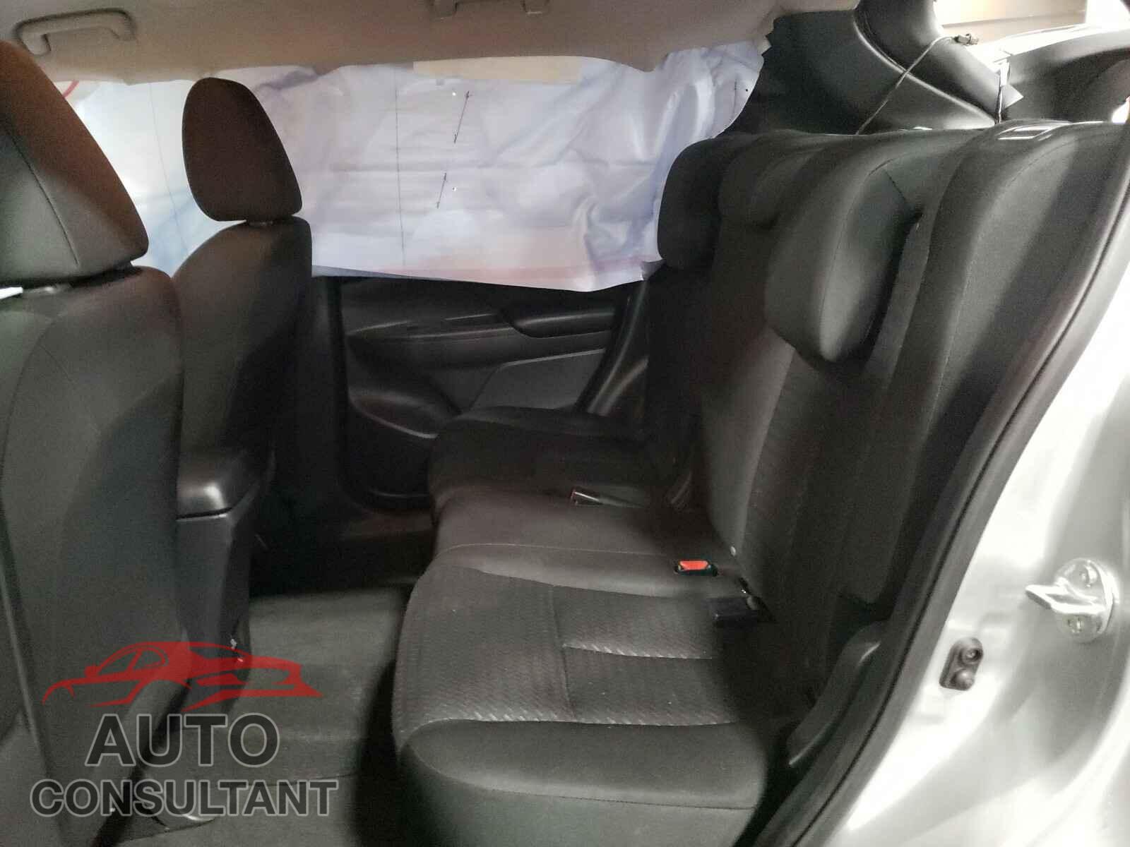 MITSUBISHI ECLIPSE 2019 - JA4AT3AA4KZ037310