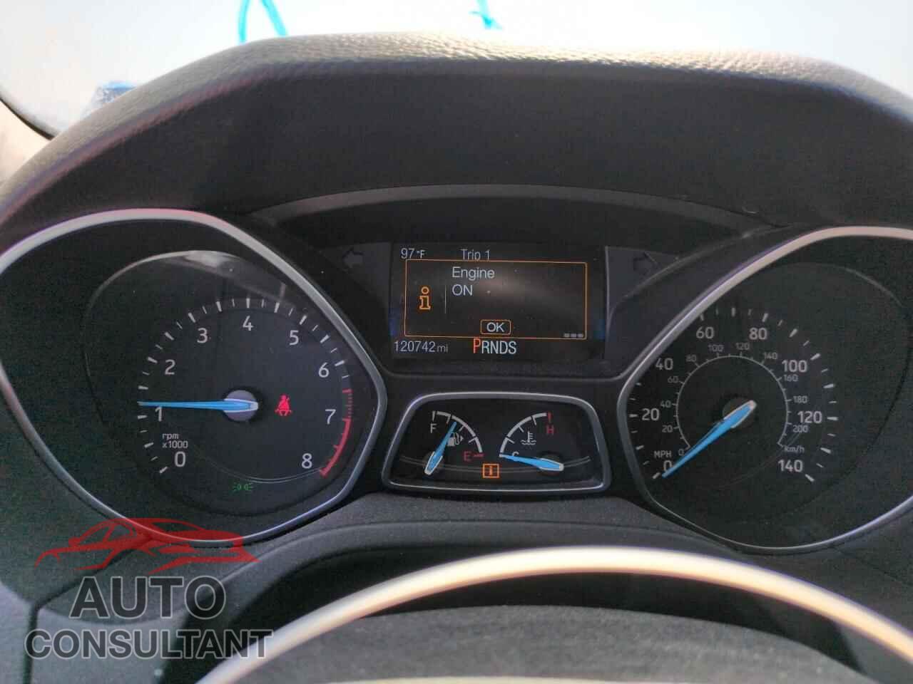 FORD FOCUS 2015 - 1FADP3F28FL324060