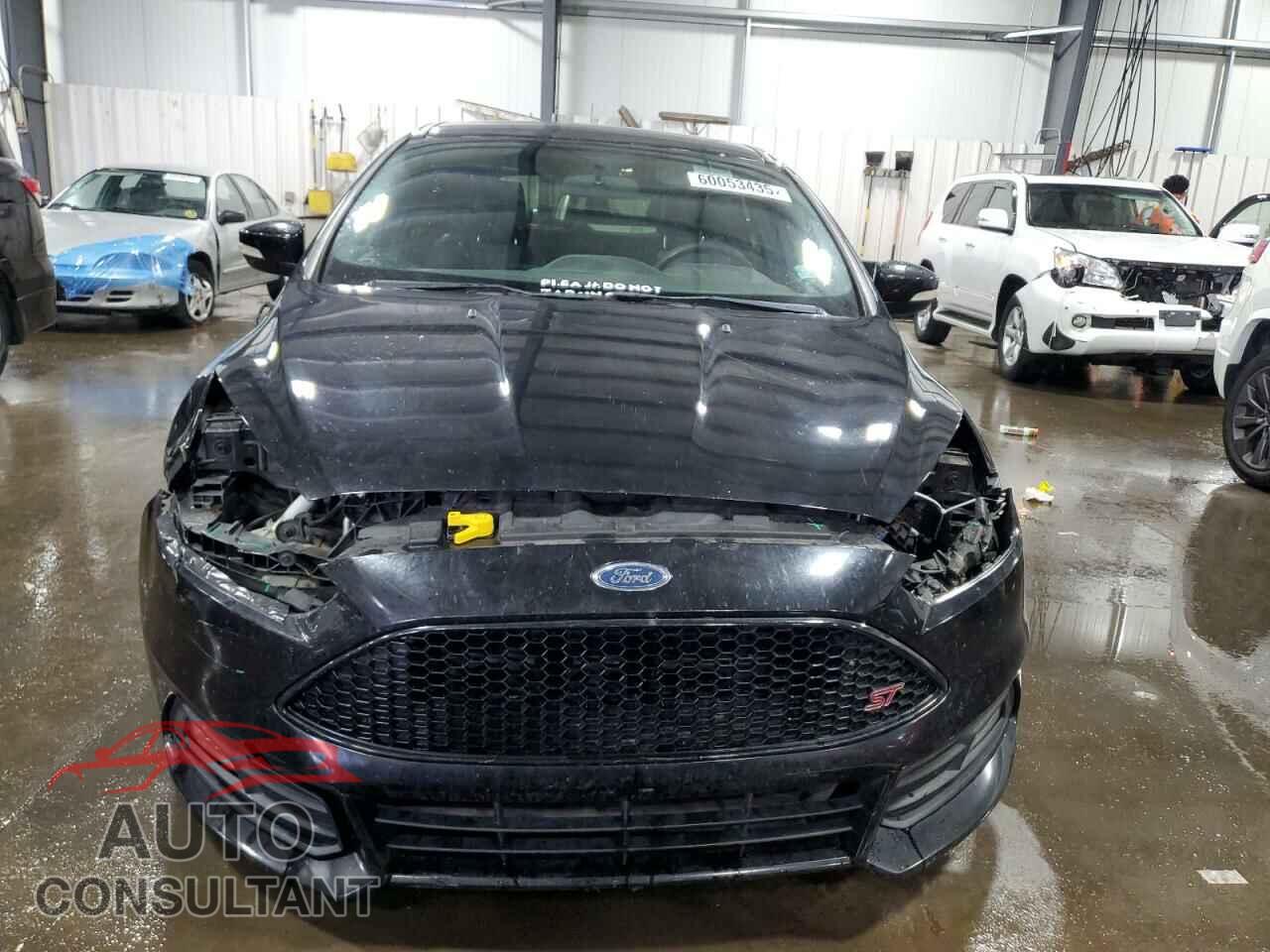 FORD FOCUS 2017 - 1FADP3L91HL262439