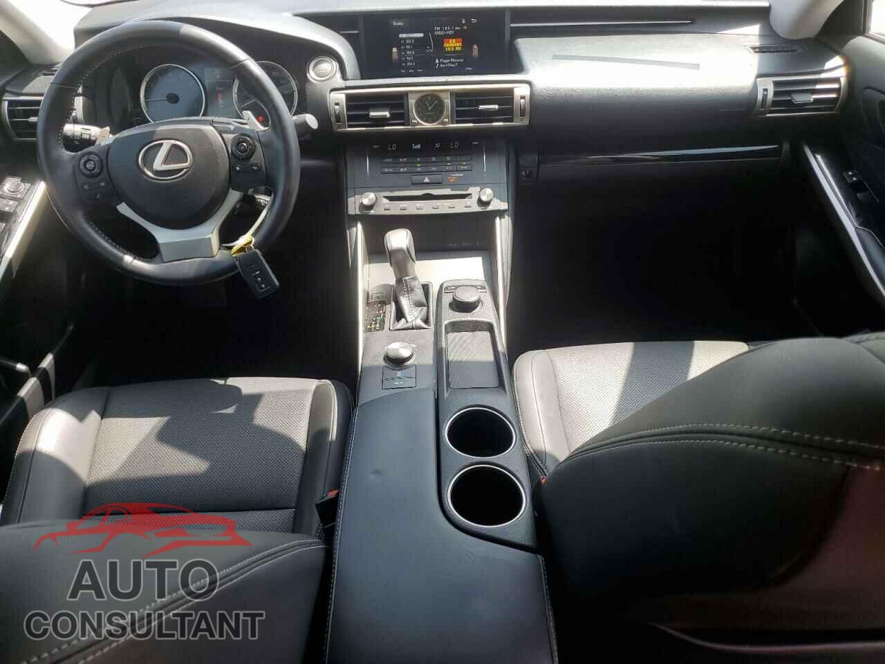 LEXUS IS 2015 - JTHBF1D29F5082992