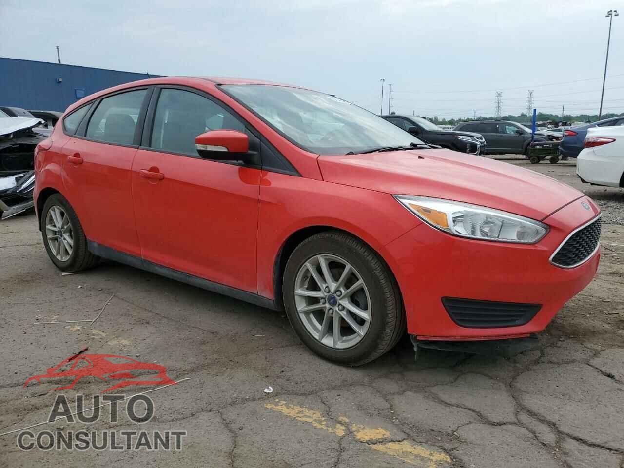 FORD FOCUS 2015 - 1FADP3K23FL347266