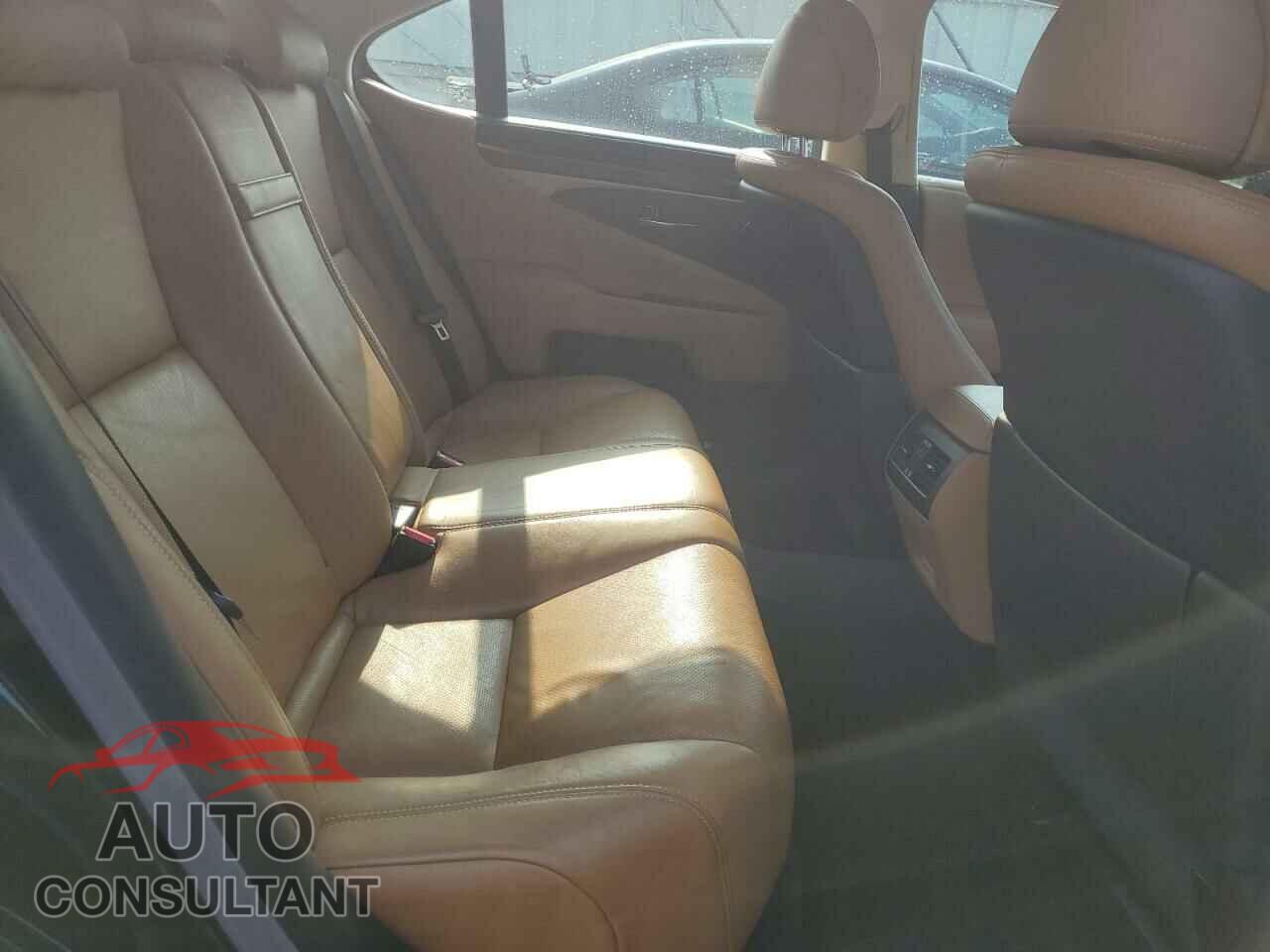 LEXUS LS460 2014 - JTHCL5EF2E5020998
