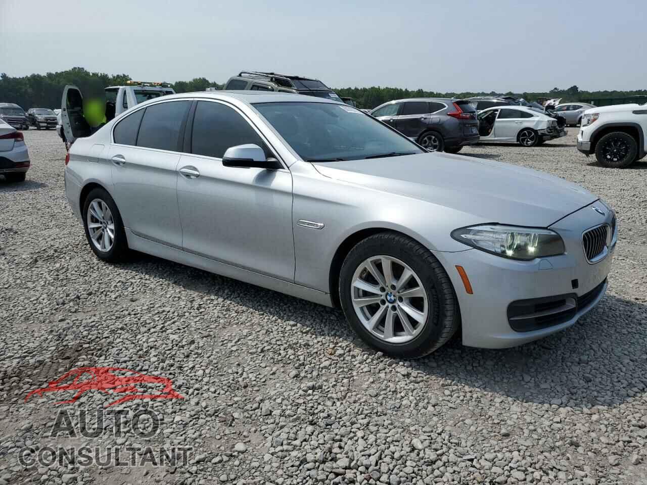 BMW 5 SERIES 2014 - WBA5A5C50ED504438