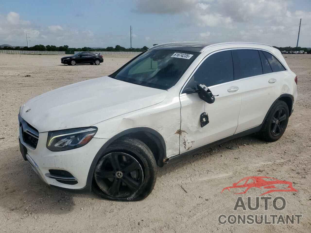 MERCEDES-BENZ GLC-CLASS 2018 - WDC0G4JB3JV025492