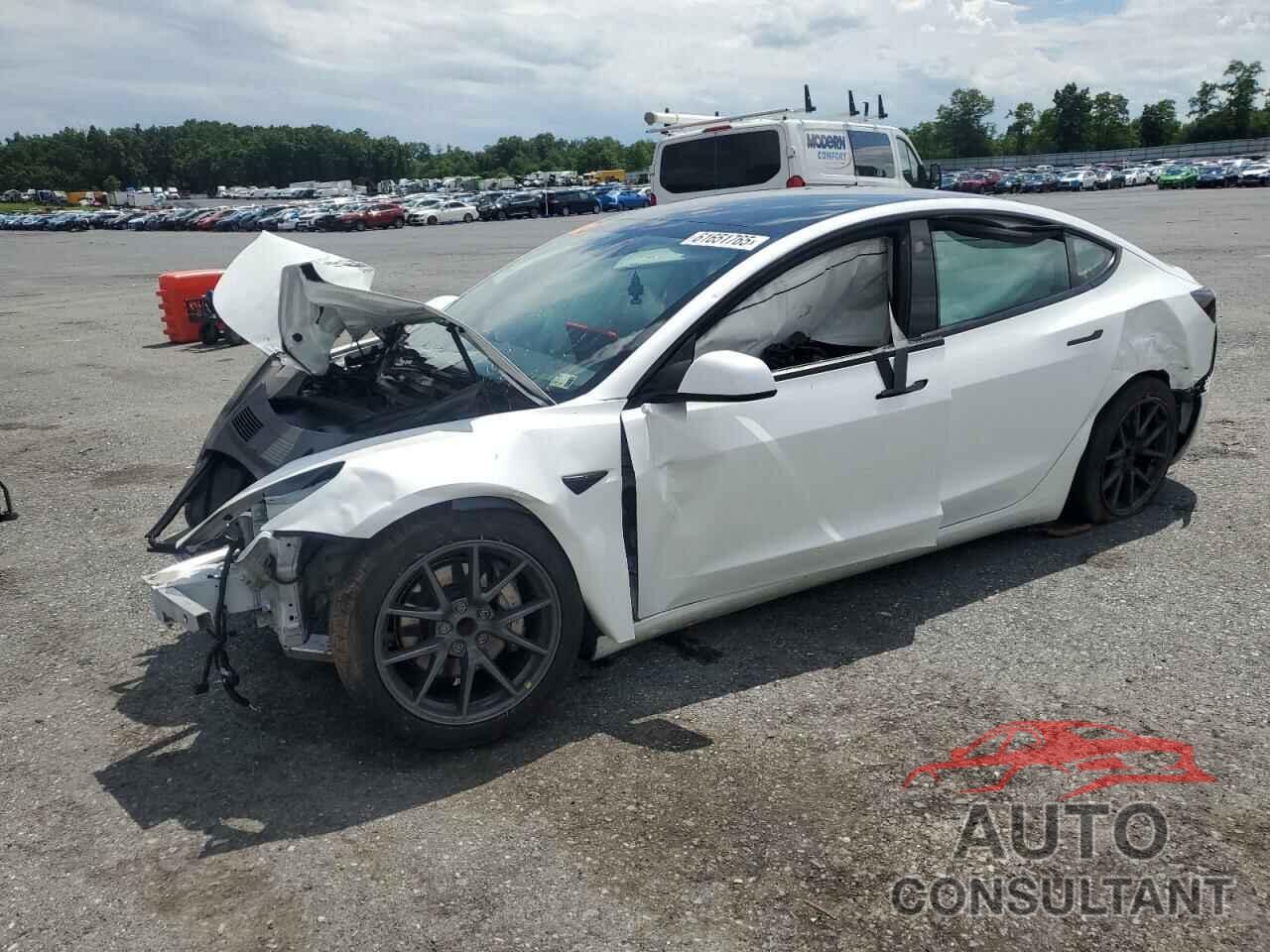 TESLA MODEL 3 2023 - 5YJ3E1EA7PF396624