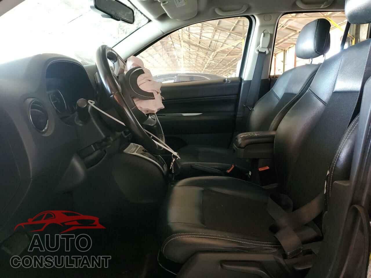 JEEP COMPASS 2017 - 1C4NJCEB9HD182400