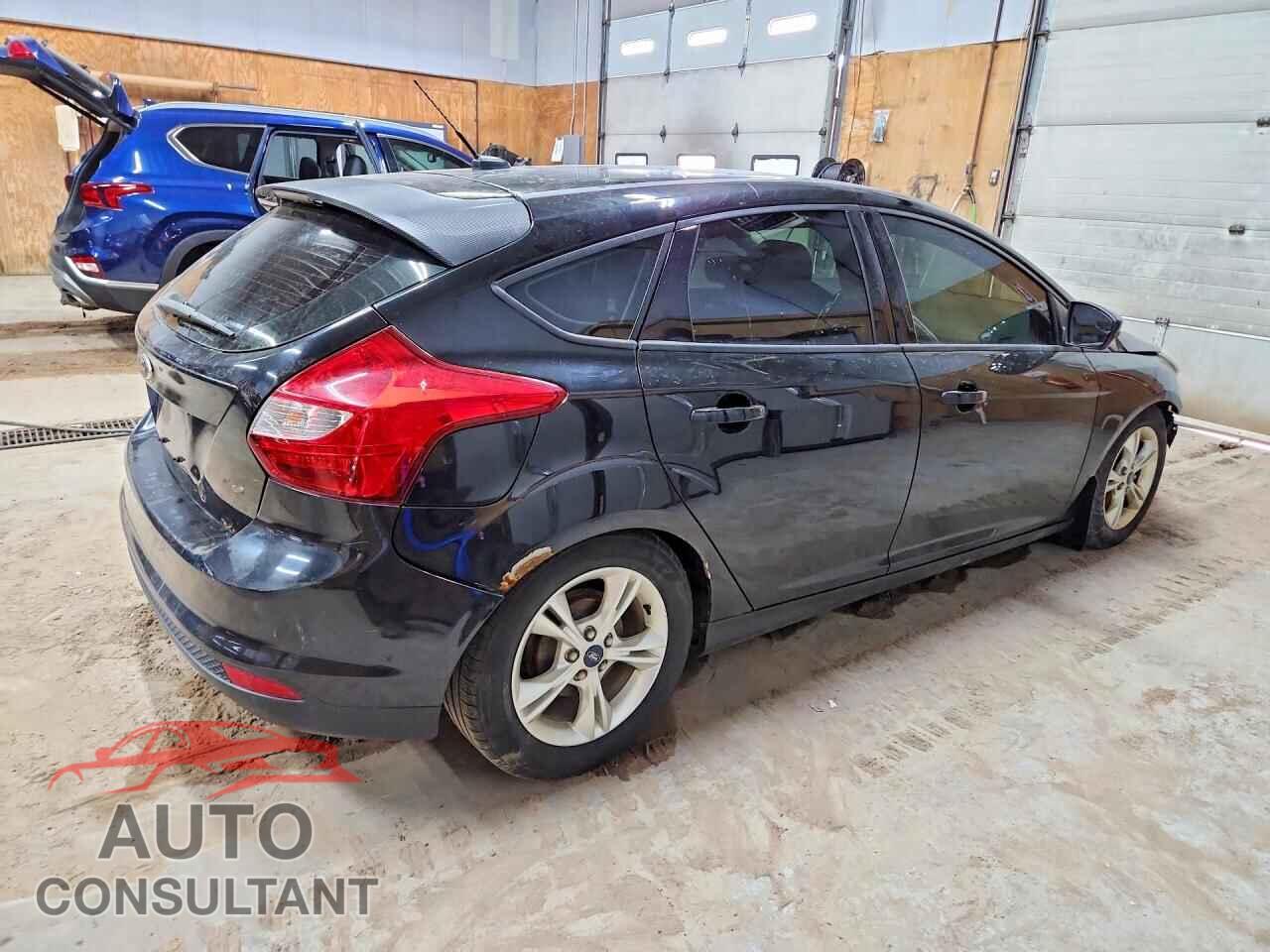 FORD FOCUS 2014 - 1FADP3K26EL176009