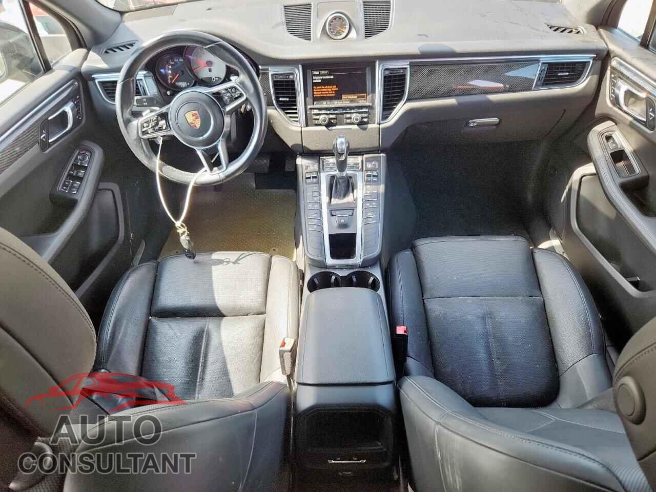 PORSCHE MACAN 2015 - WP1AB2A57FLB56076