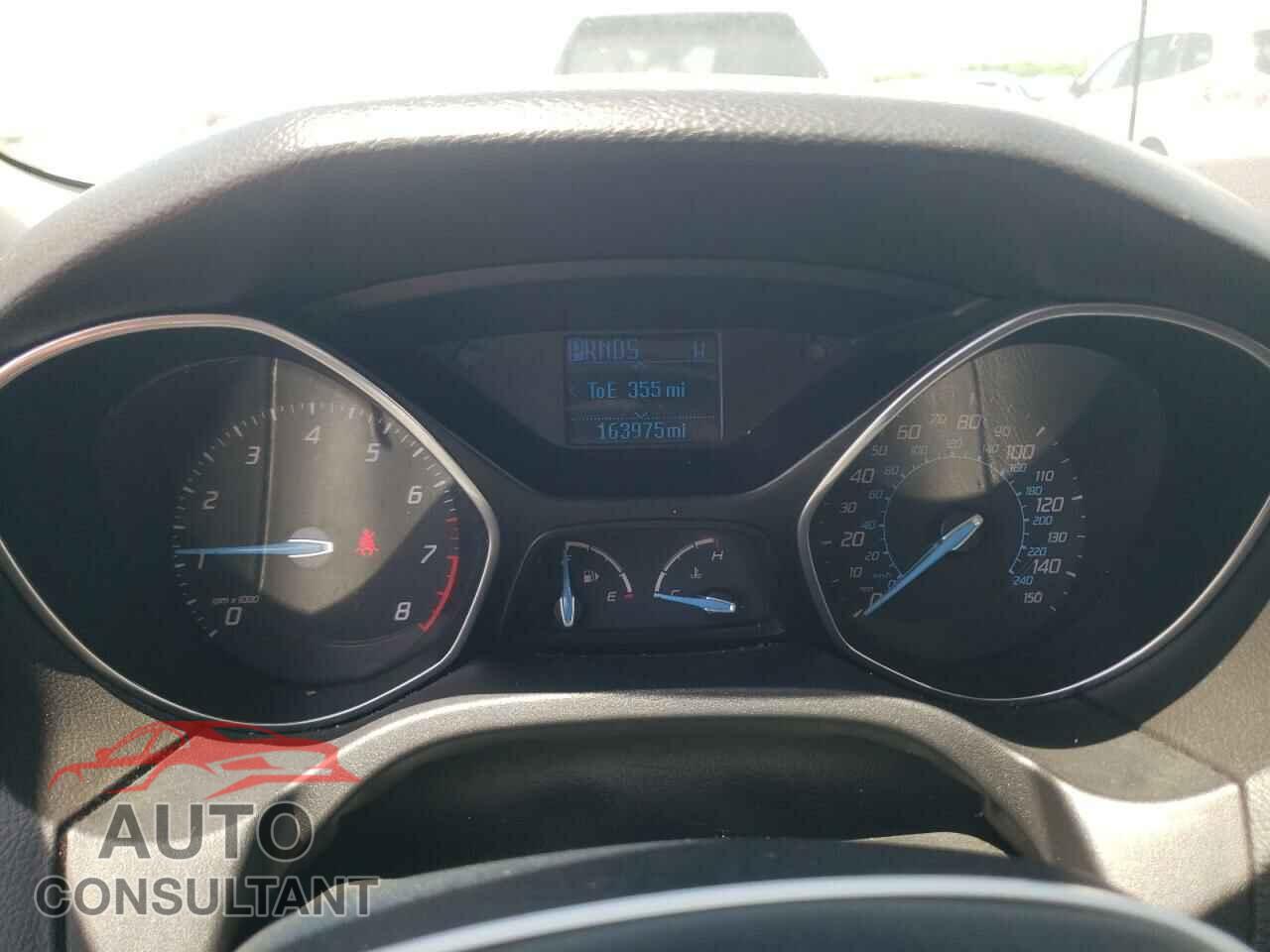 FORD FOCUS 2012 - 1FAHP3K28CL302871