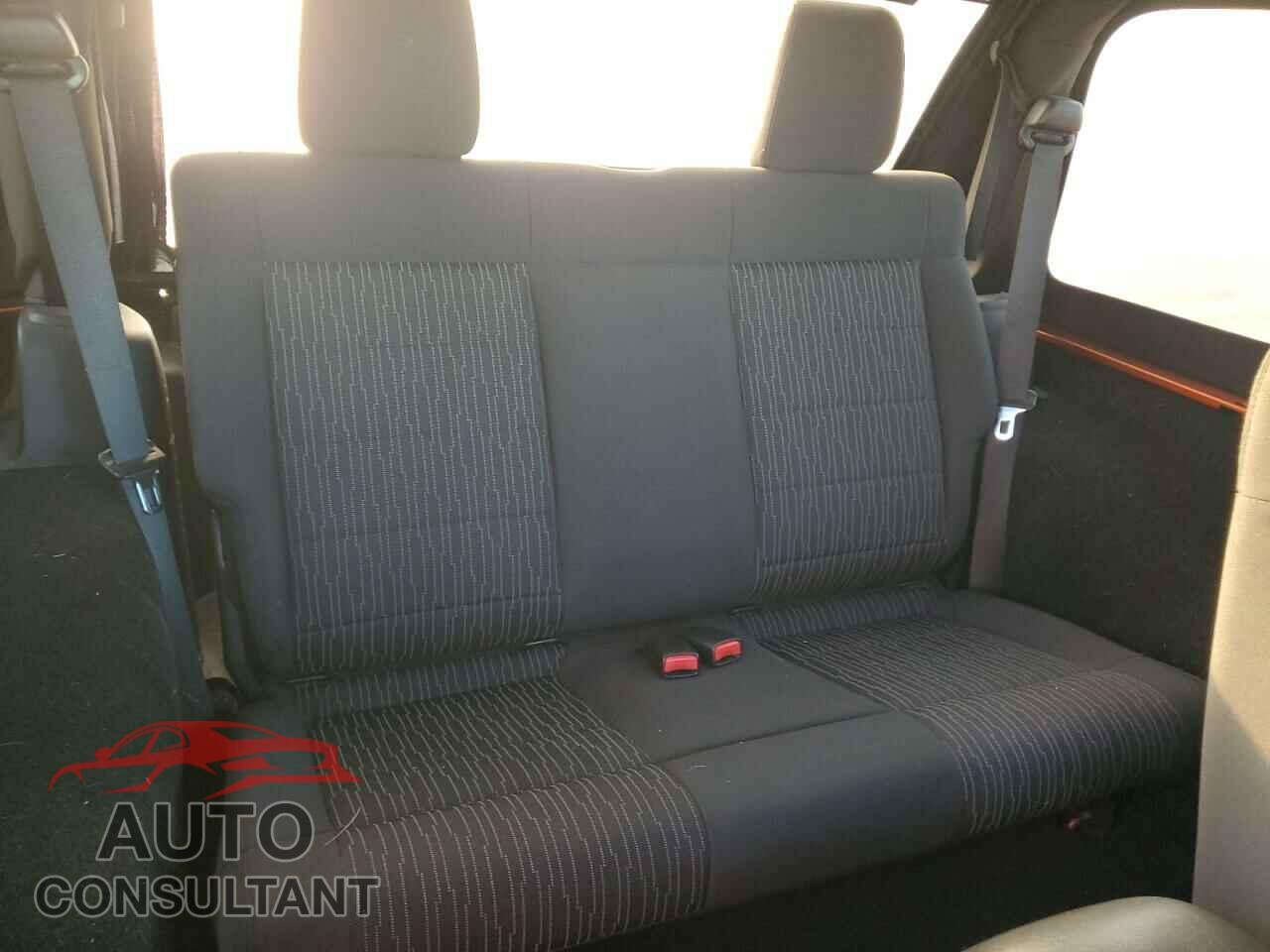 JEEP WRANGLER 2011 - 1J4AA2D14BL609765