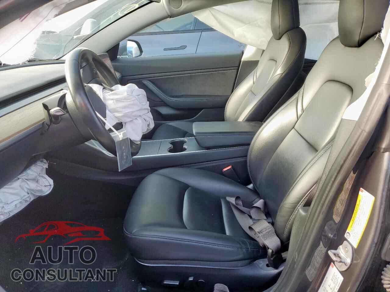 TESLA MODEL 3 2018 - 5YJ3E1EB1JF087327