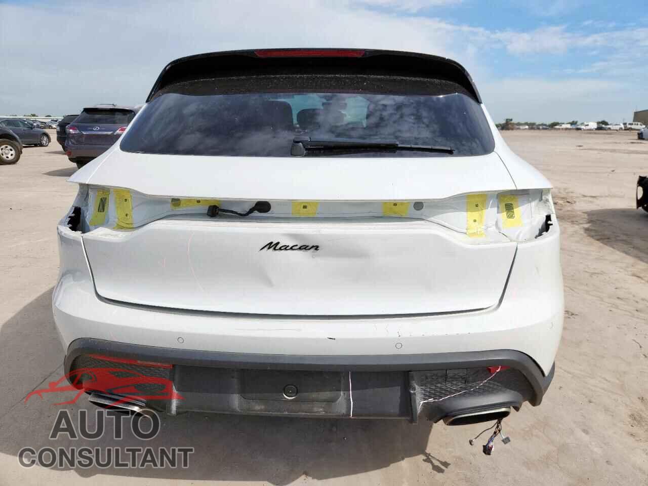 PORSCHE MACAN BASE 2024 - WP1AA2A52RLB00960