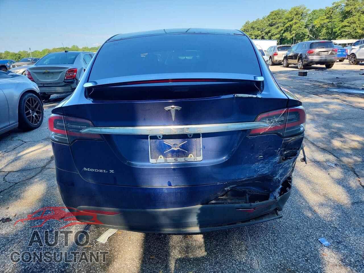 TESLA MODEL X 2017 - 5YJXCBE2XHF077371
