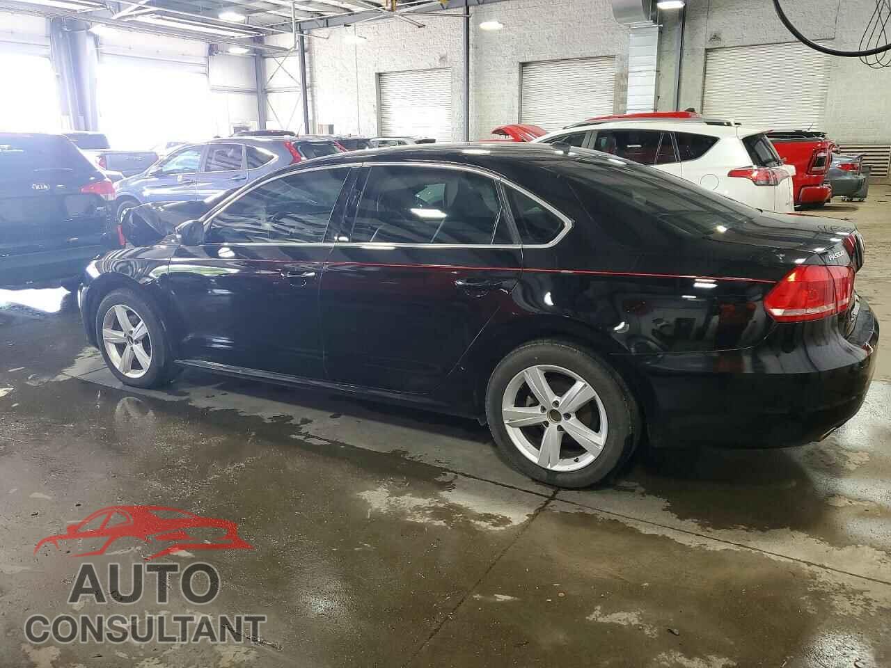 VOLKSWAGEN PASSAT 2015 - 1VWBV7A38FC016317