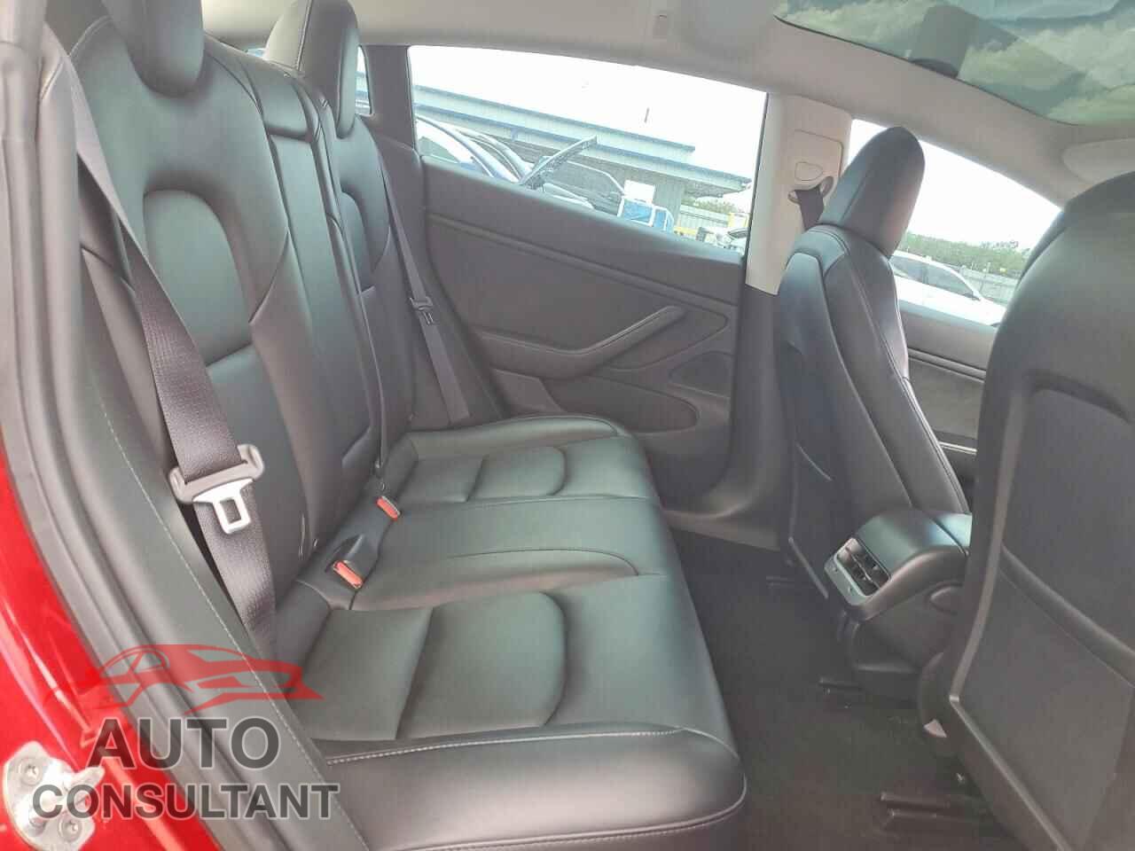TESLA MODEL 3 2019 - 5YJ3E1EA1KF299668
