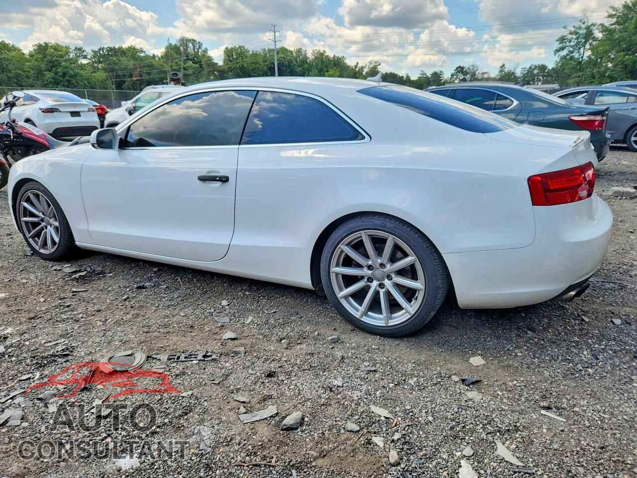AUDI A5 2015 - WAUCFAFR8FA040432