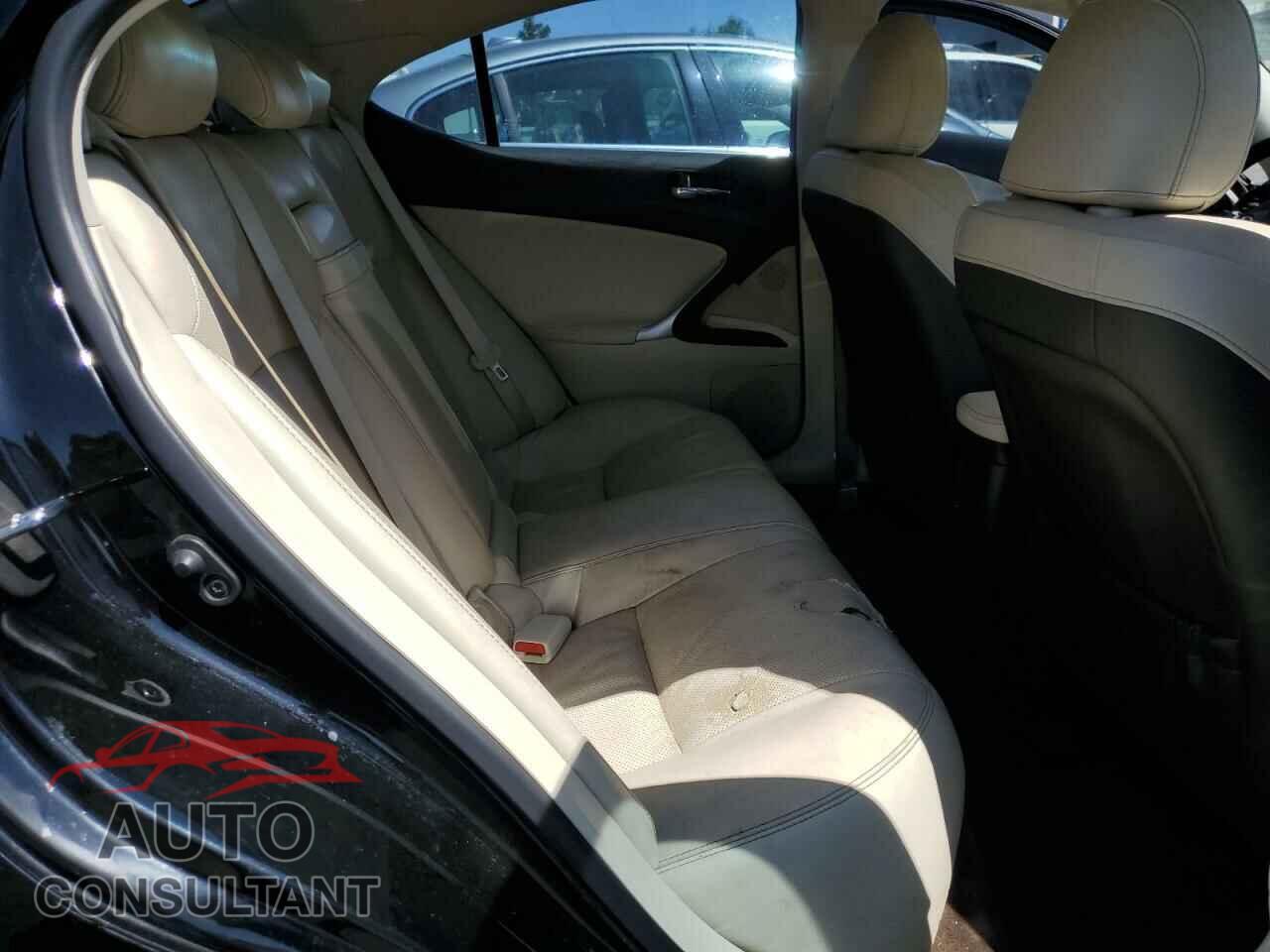 LEXUS IS 2012 - JTHBE5C28C5028963