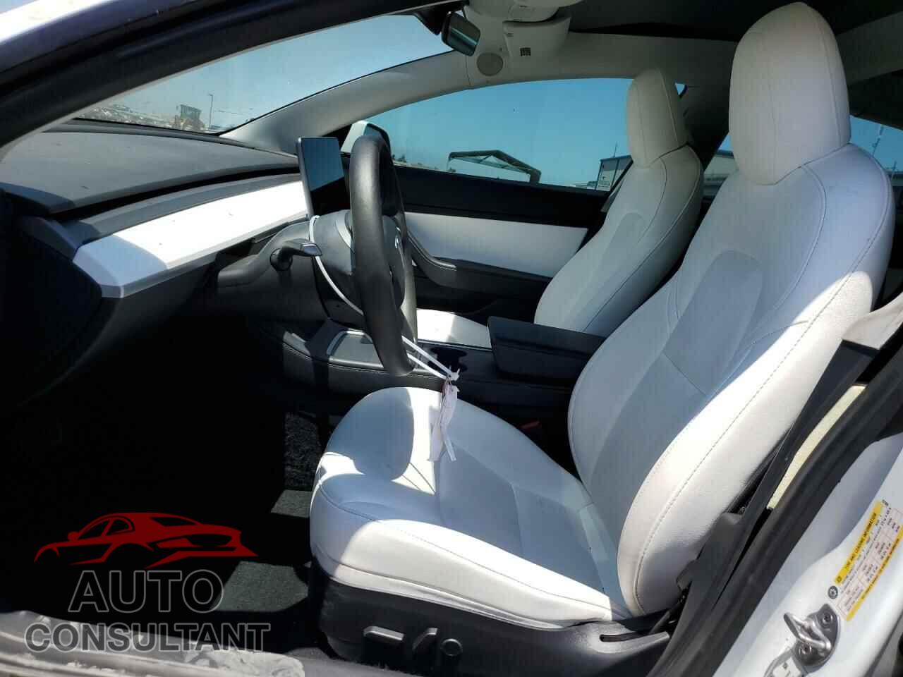 TESLA MODEL 3 2021 - 5YJ3E1EB7MF937689