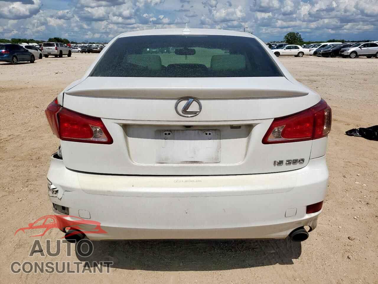 LEXUS IS 2012 - JTHBF5C29C5168923