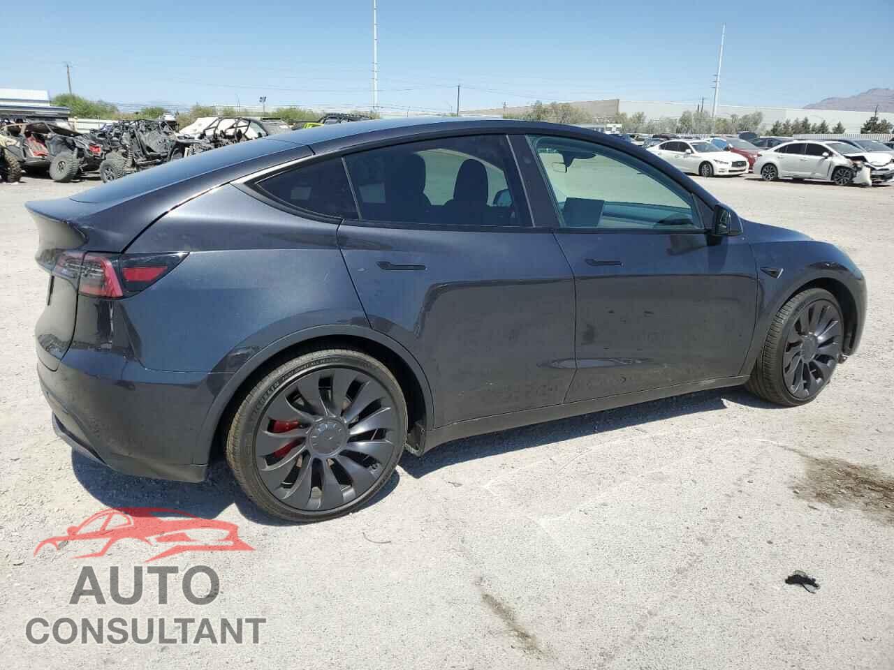 TESLA MODEL Y 2024 - 7SAYGDEF2RF022151