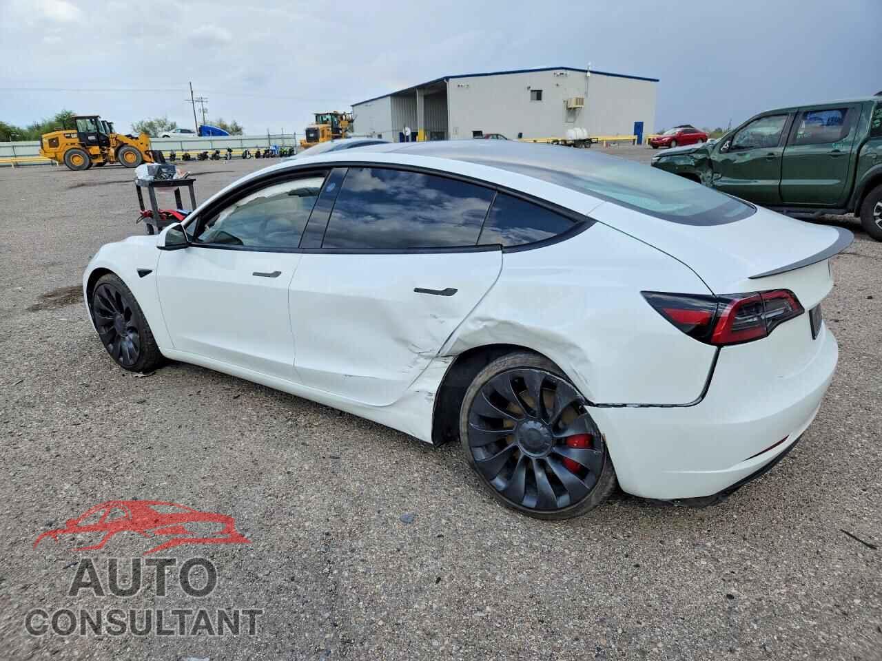 TESLA MODEL 3 2023 - 5YJ3E1EC4PF461382