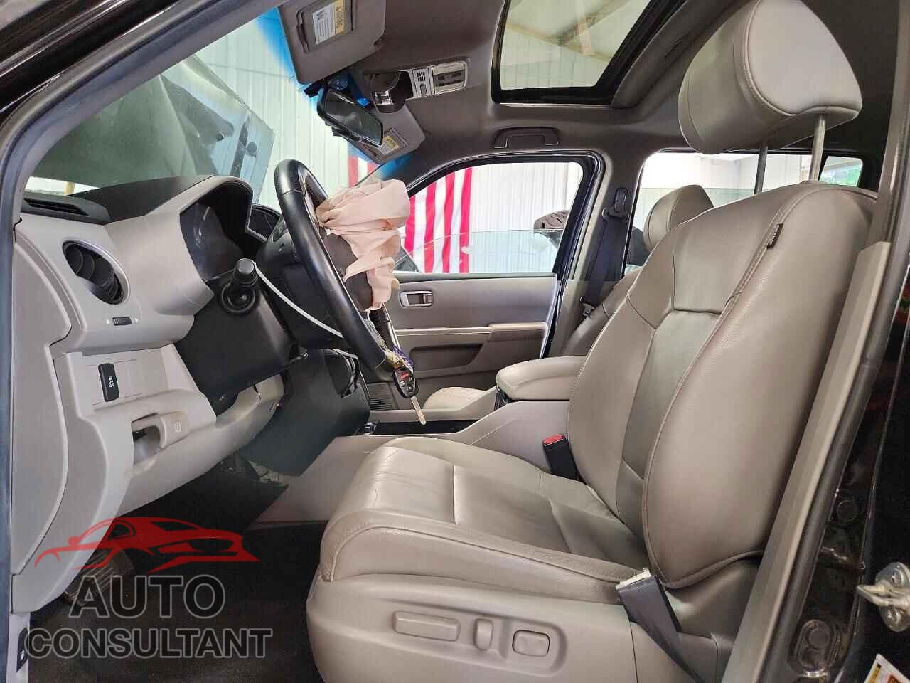 HONDA PILOT 2012 - 5FNYF4H54CB077579