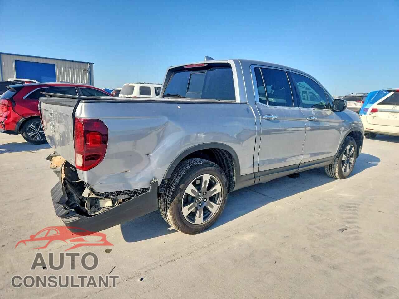 HONDA RIDGELINE 2018 - 5FPYK3F72JB013779