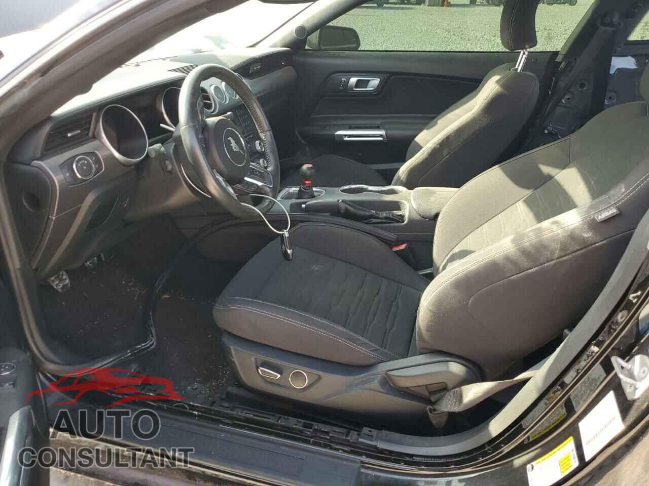 FORD MUSTANG 2018 - 1FA6P8CF2J5122731