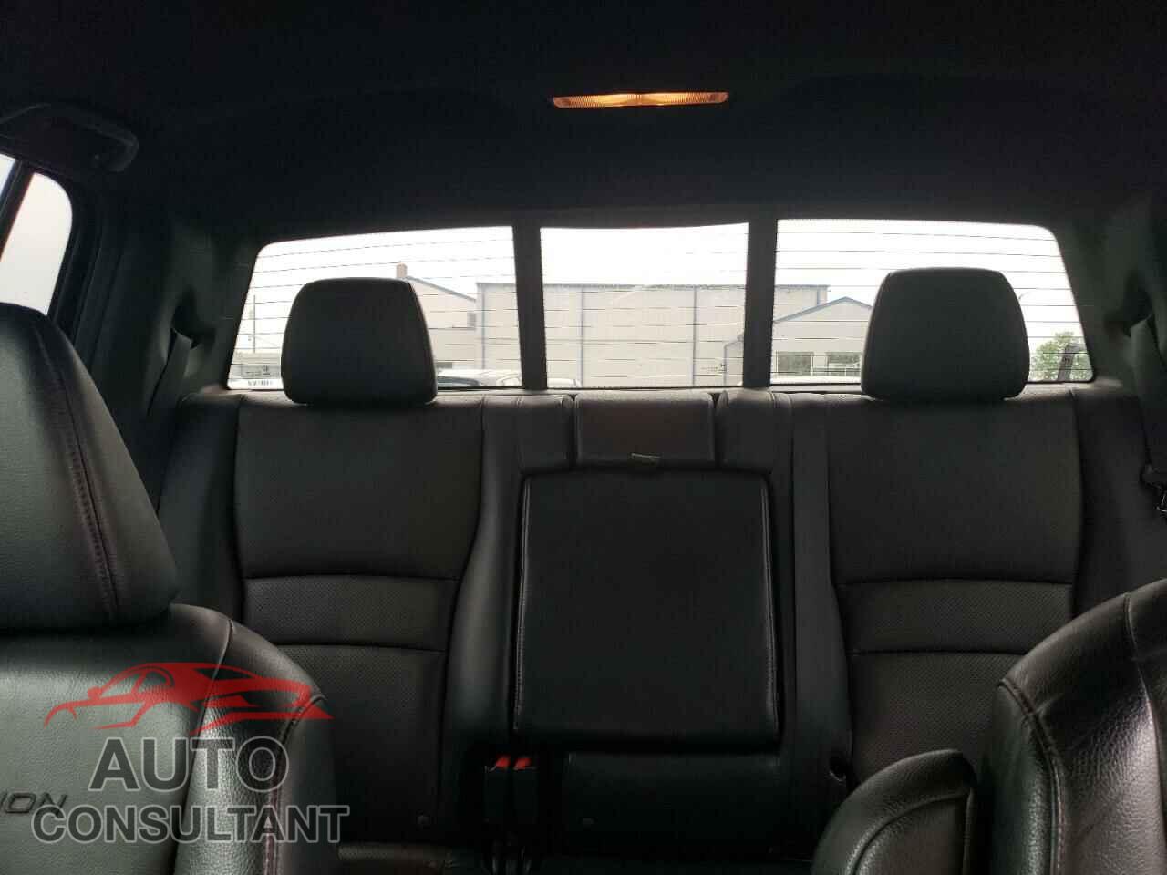 HONDA RIDGELINE 2018 - 5FPYK3F82JB015041