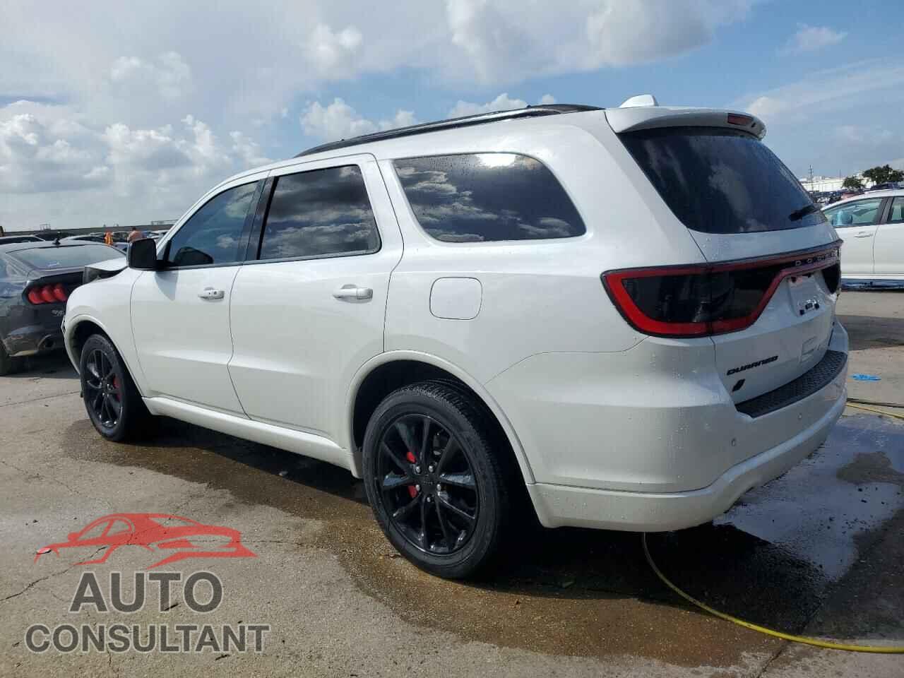 DODGE DURANGO 2018 - 1C4RDJDG2JC115675