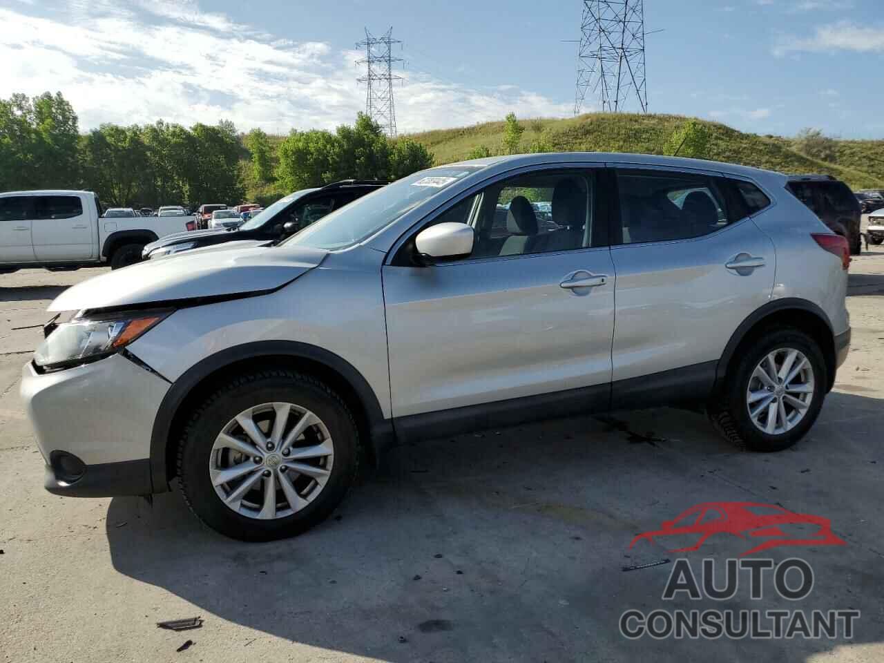 NISSAN ROGUE 2018 - JN1BJ1CP8JW185727