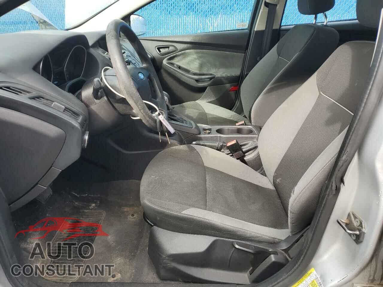 FORD FOCUS 2013 - 1FADP3E20DL298990
