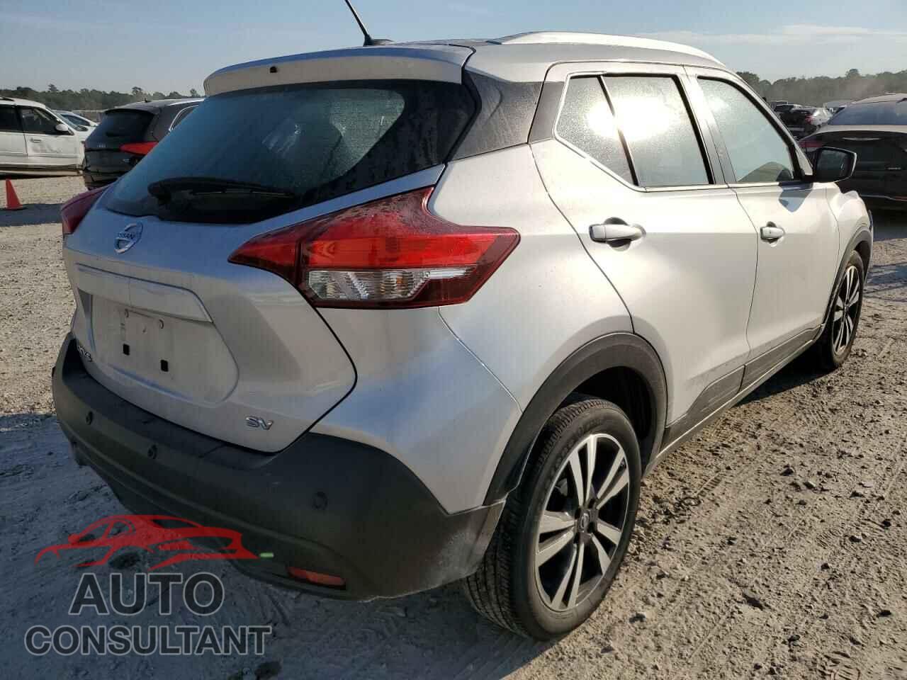 NISSAN KICKS 2020 - 3N1CP5CV1LL511157
