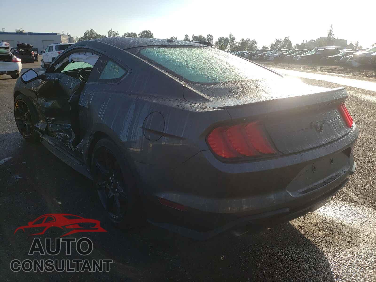 FORD MUSTANG 2019 - 1FA6P8THXK5193047
